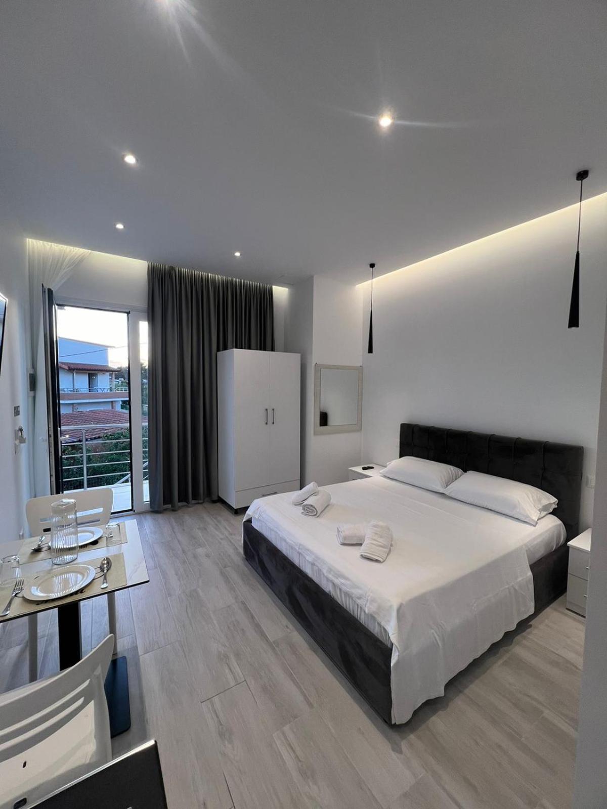 VlorëDangolli Houseアパートメント エクステリア 写真
